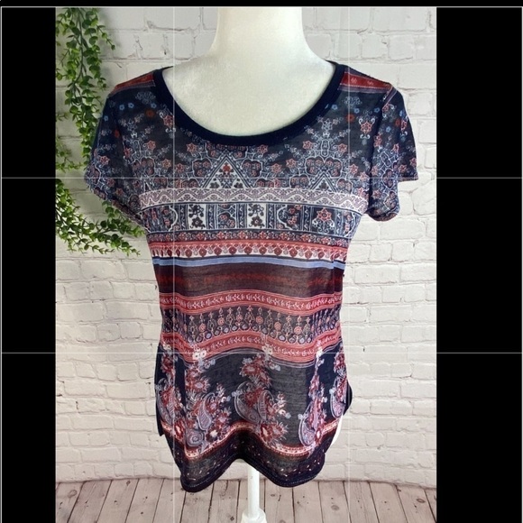 𝅺ALMOST Famous Print Blouse M - Picture 1 of 2